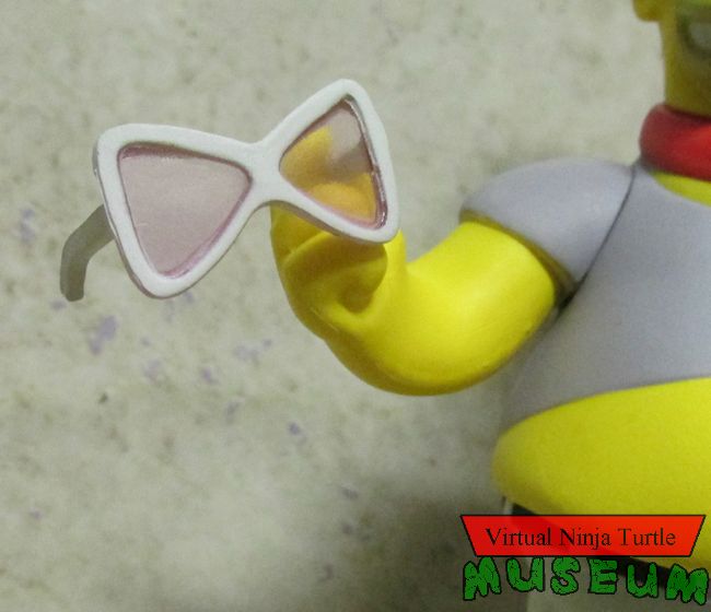 Homer holding glasses