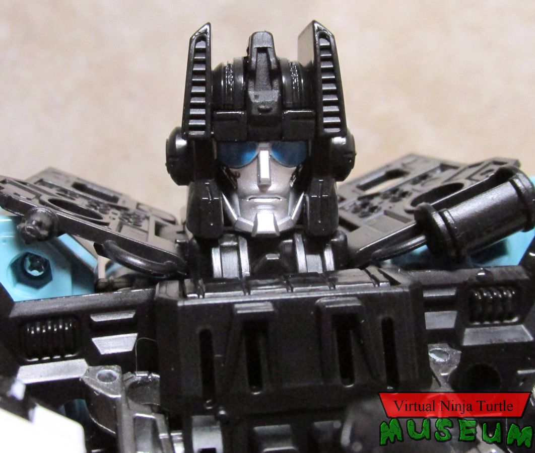 Defensor close up